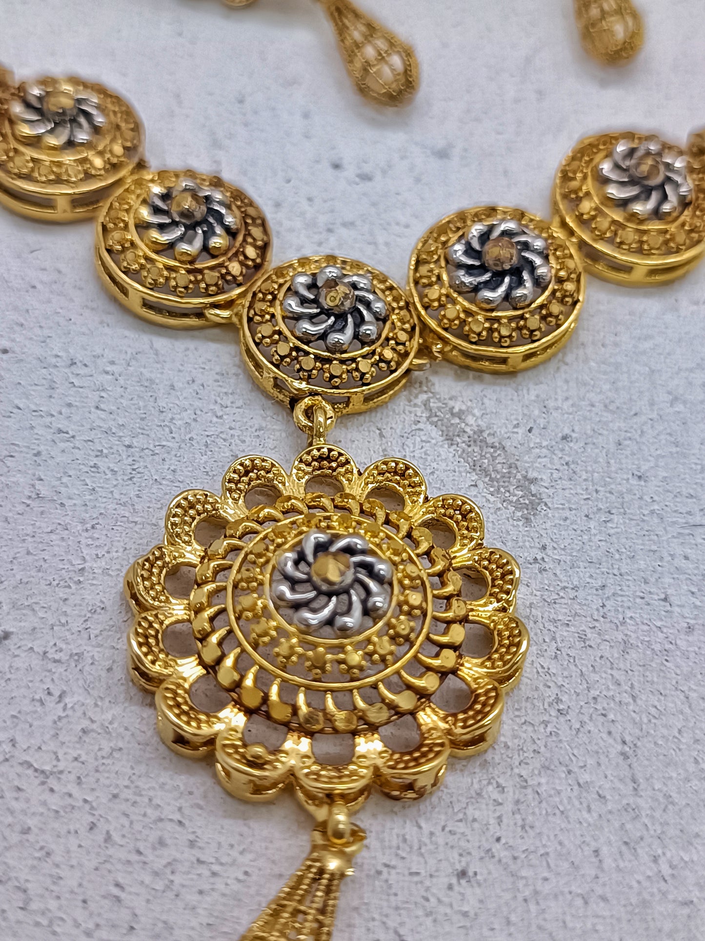 Antique Gold-Plated Filigree Necklace Set