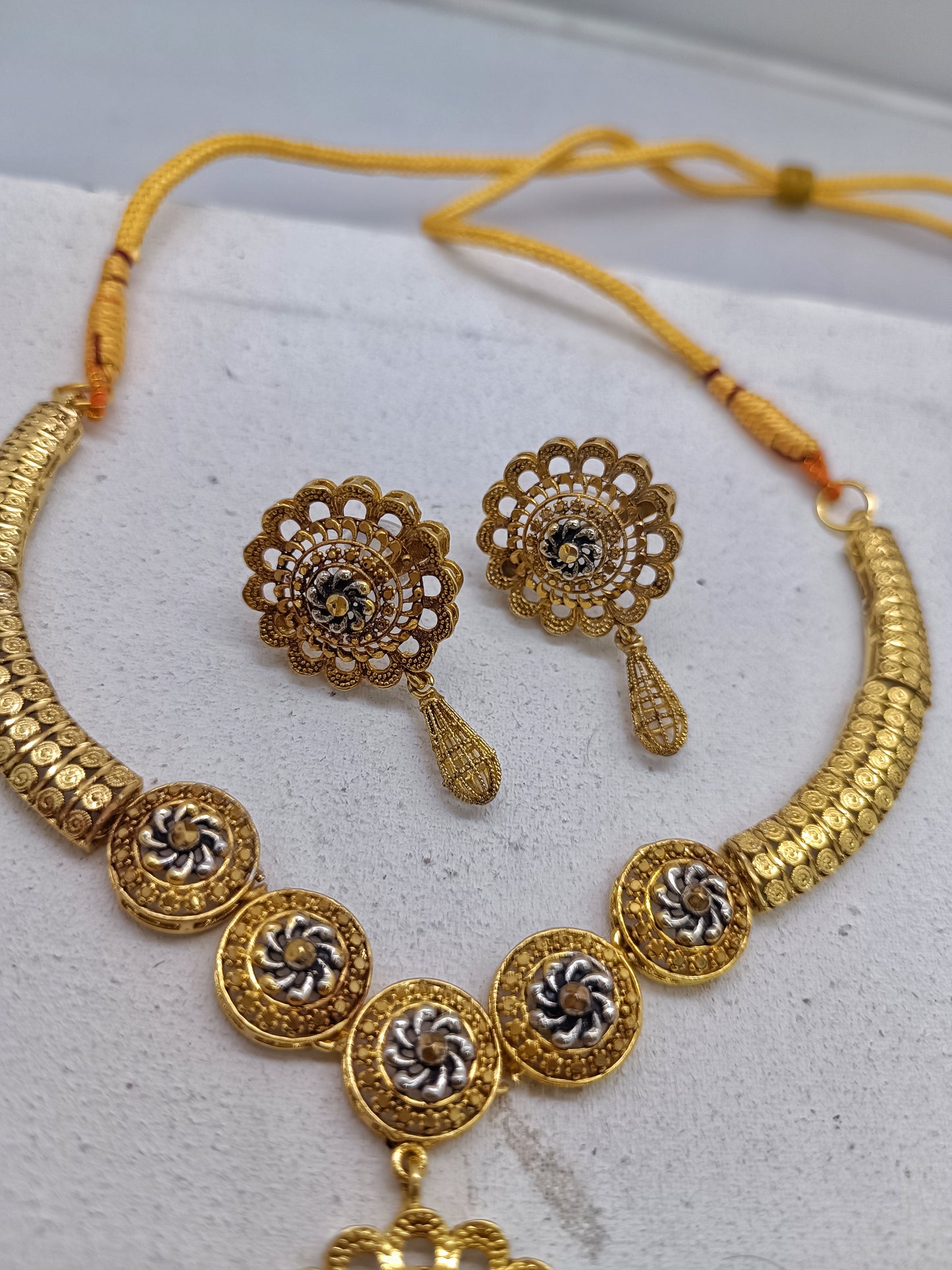Antique Gold-Plated Filigree Necklace Set