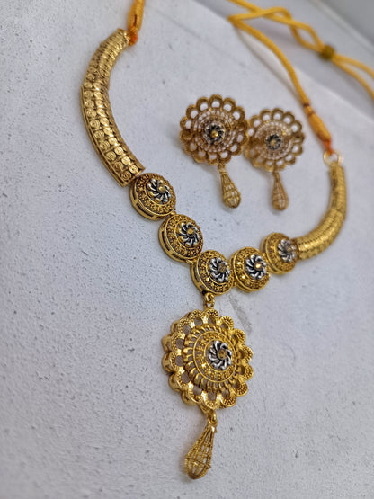 Antique Gold-Plated Filigree Necklace Set