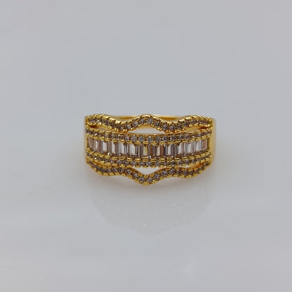 Sparkling Zircon Solitaire Ring/Uk11