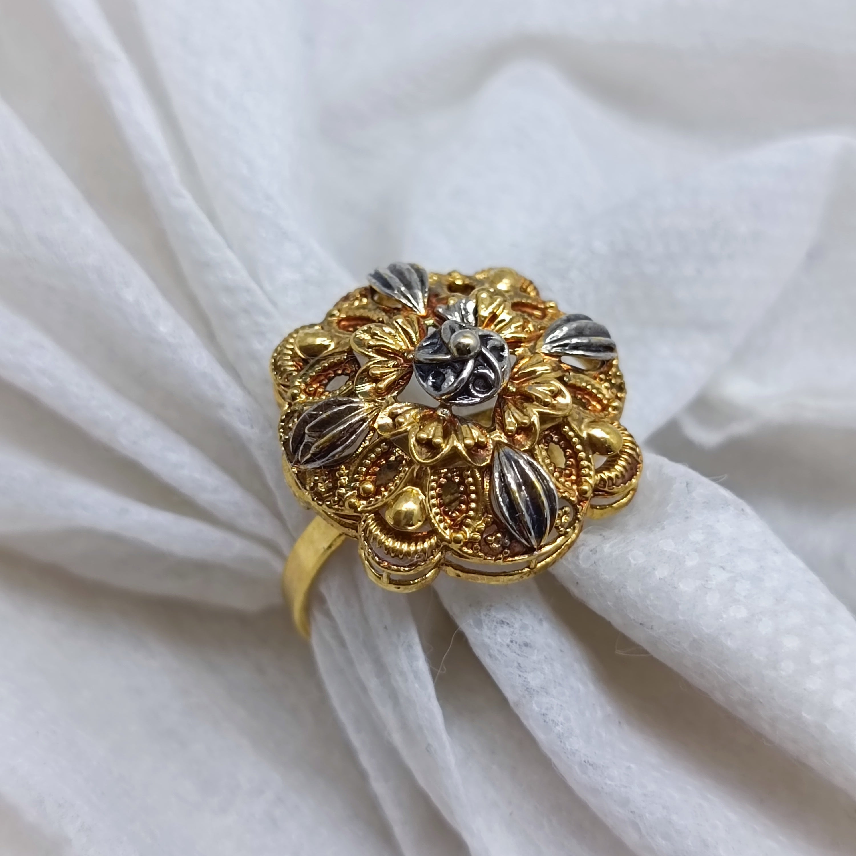 Traditional style ring