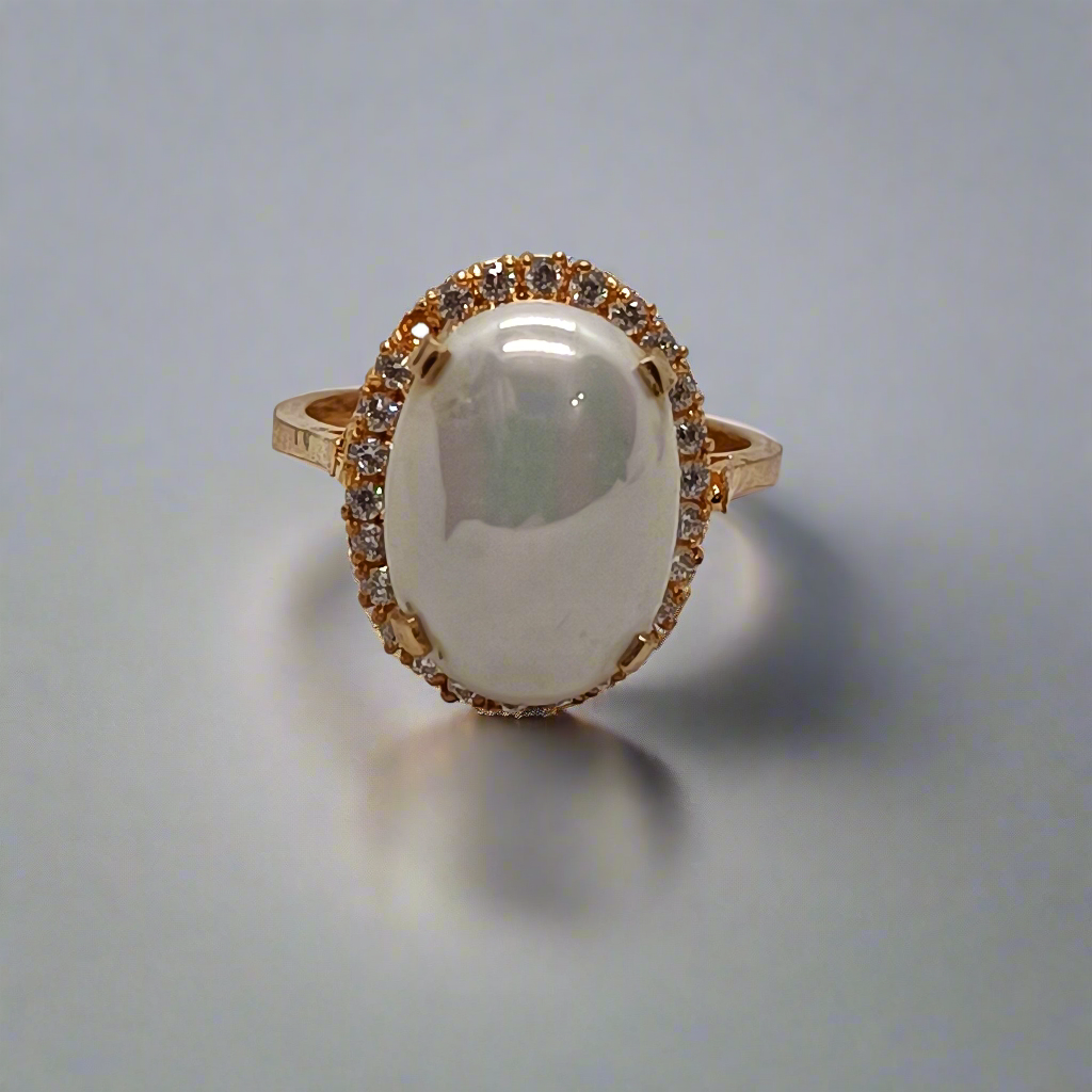 Beautiful pearl ring