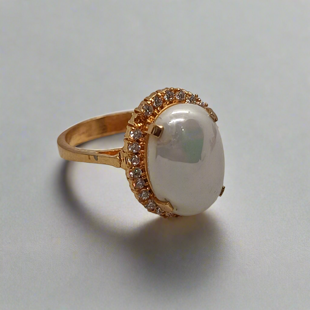 Beautiful pearl ring