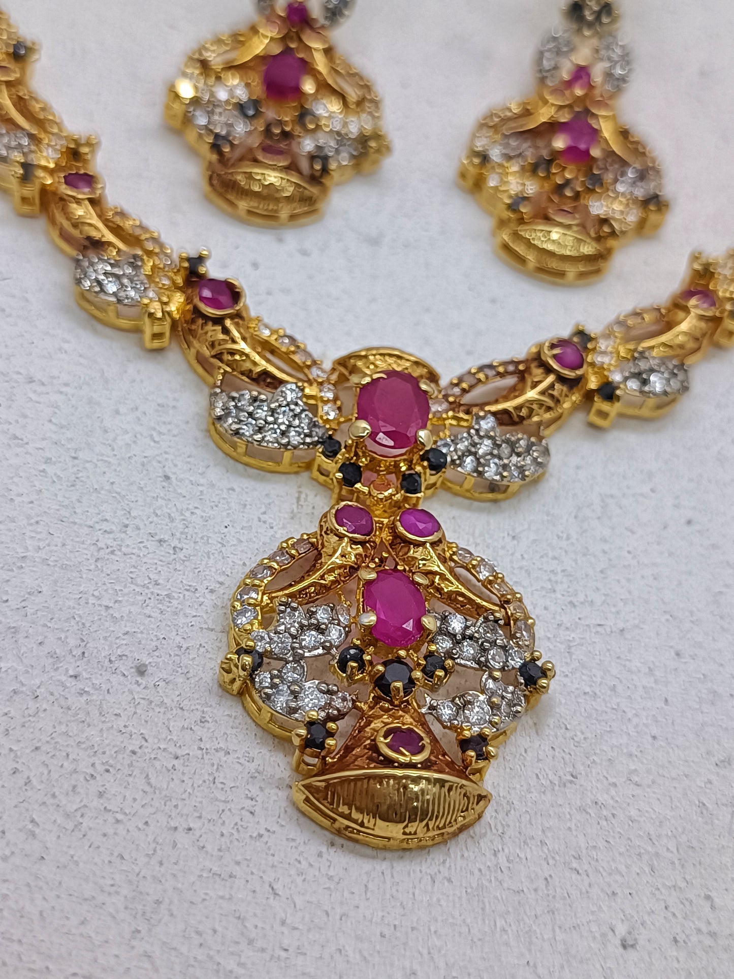 Luxury Multi-Gemstone Statement Necklace – Royal Ruby & Emerald /Uk12