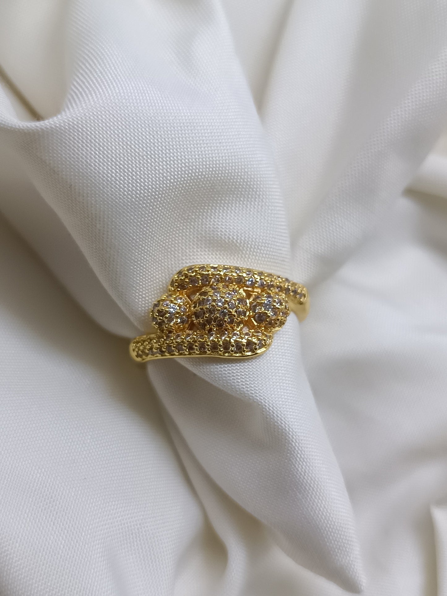 Beautiful Designer ring uk5